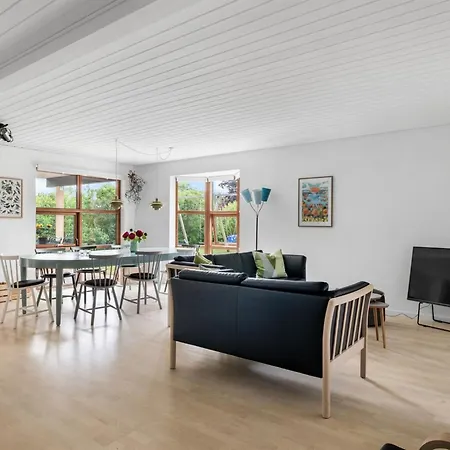 Jorith - 550m From The Sea By Interhome 度假居 *
