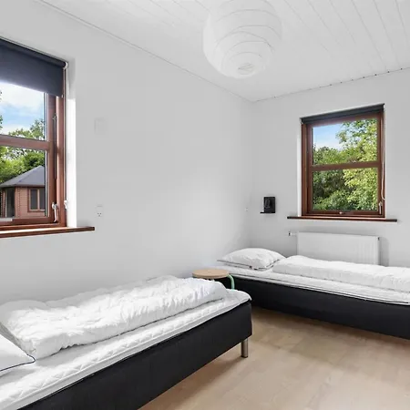 Jorith - 550m From The Sea By Interhome