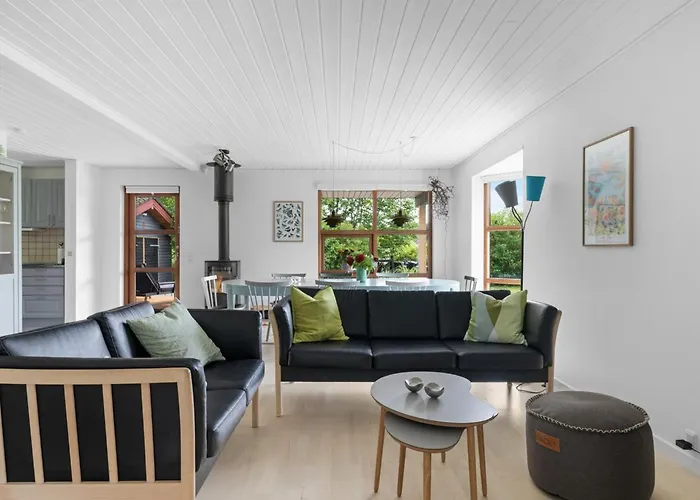 Jorith - 550m From The Sea By Interhome *